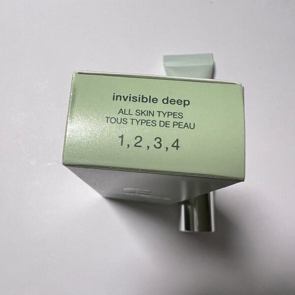 Clinique Pore Refining Solutions Instant Perfector Shade INVISIBLE DEEP - Picture 2 of 3